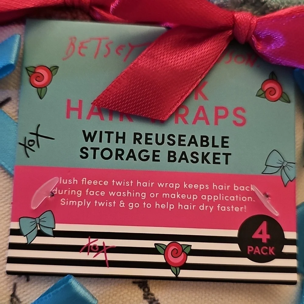 Betsey Johnson Hair Wraps/Towels 4-Pack